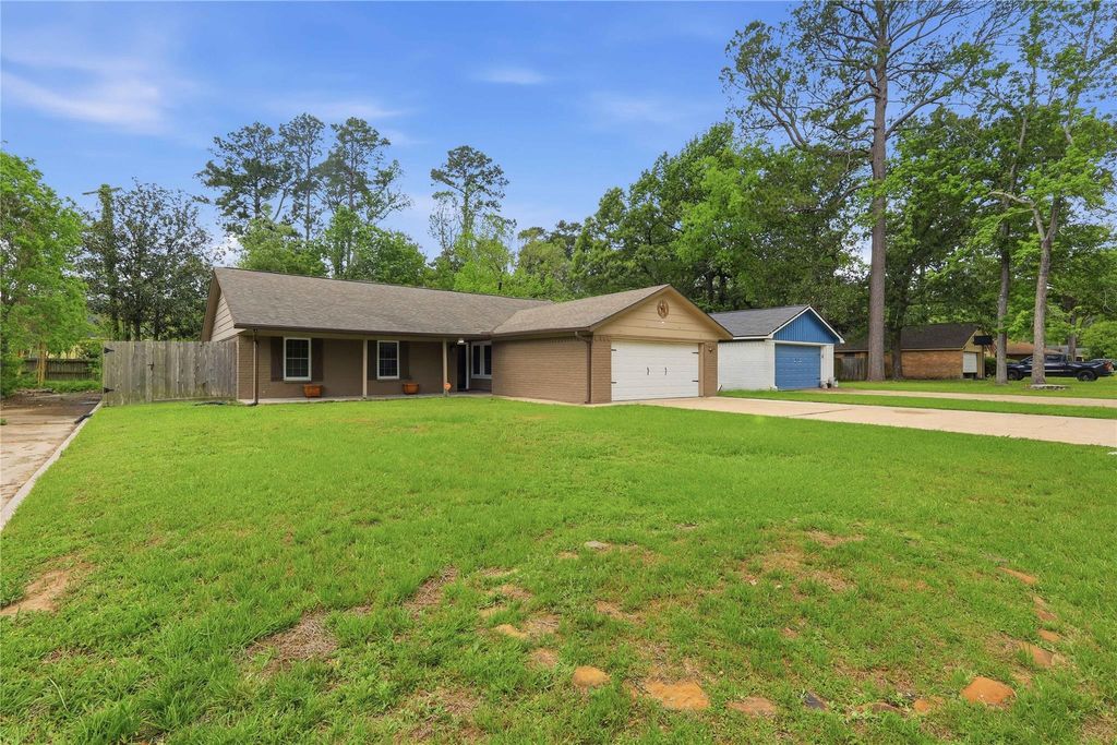 Photo of 1914 Southwood Drive, Woodbranch, TX 77357 (MLS # 38150103)