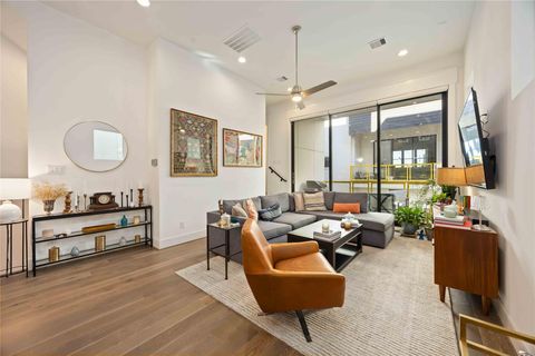 1211 Hickory Street D Houston TX 77007