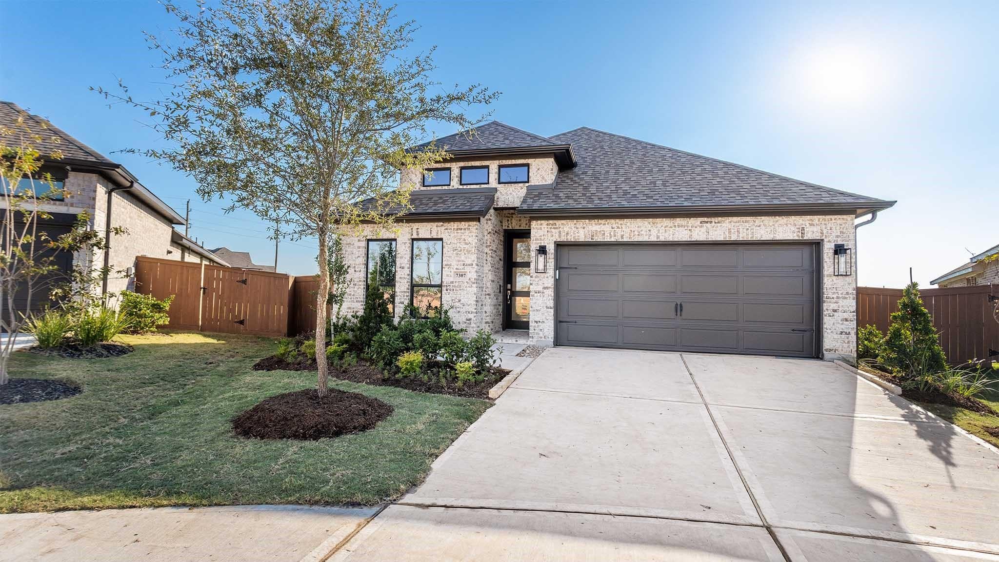 7307 Hemlock Crest Drive
