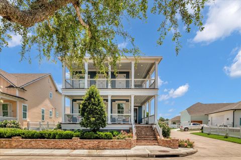 Photo of 9 Broad Street, Galveston, TX 77554 (MLS # 61196785)