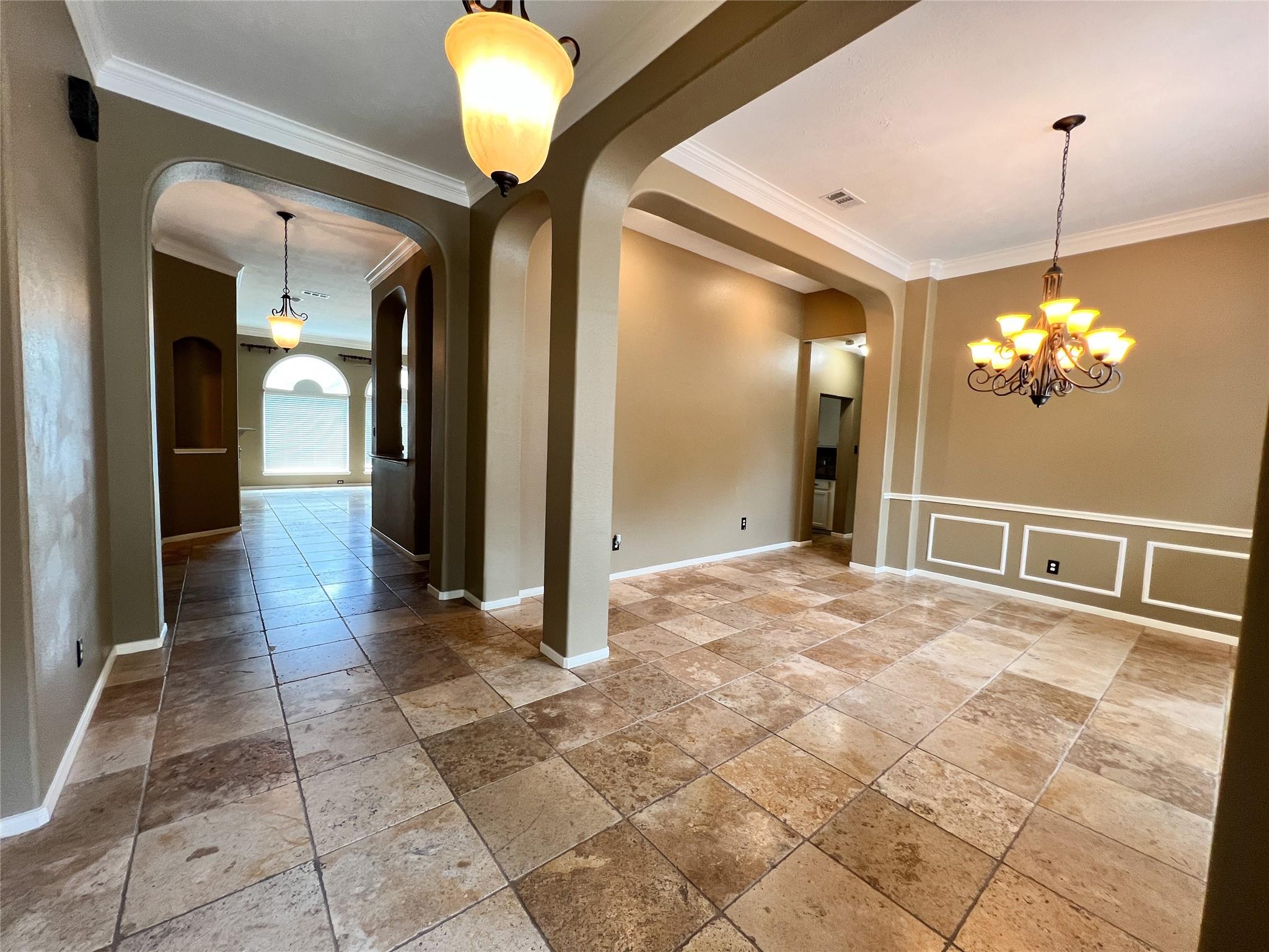 2215 Dorman Court
