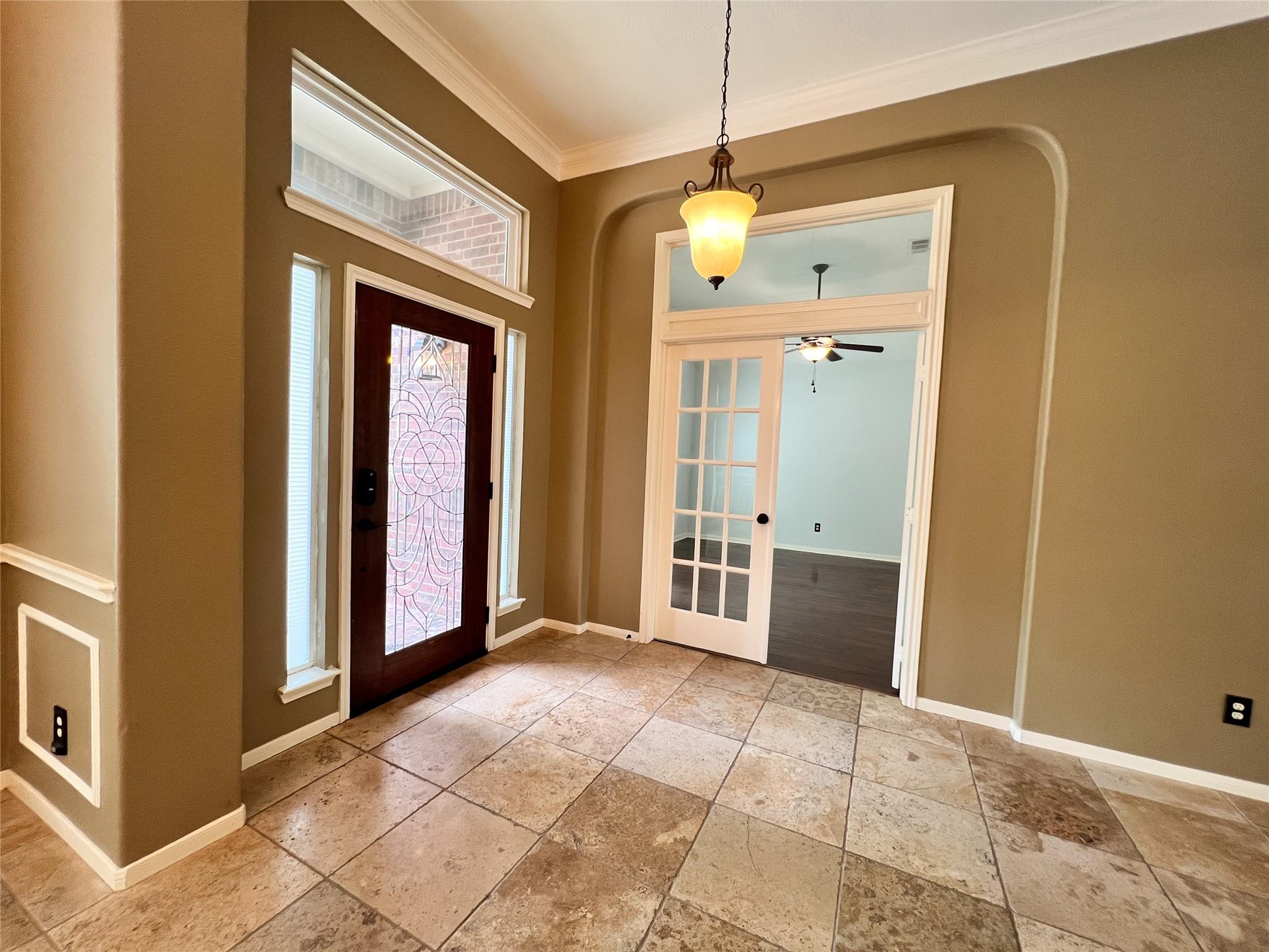 2215 Dorman Court