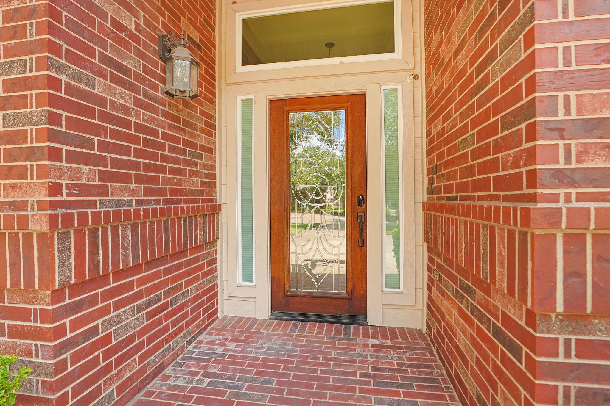 2215 Dorman Court