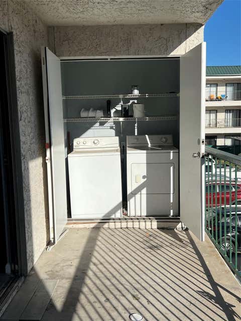Tiny photo for 2830 S Bartell Drive #210, Houston, TX 77054 (MLS # 54360005)