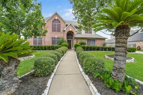 Photo of 15007 Redbud Leaf Lane, Cypress, TX 77433 (MLS # 17946401)