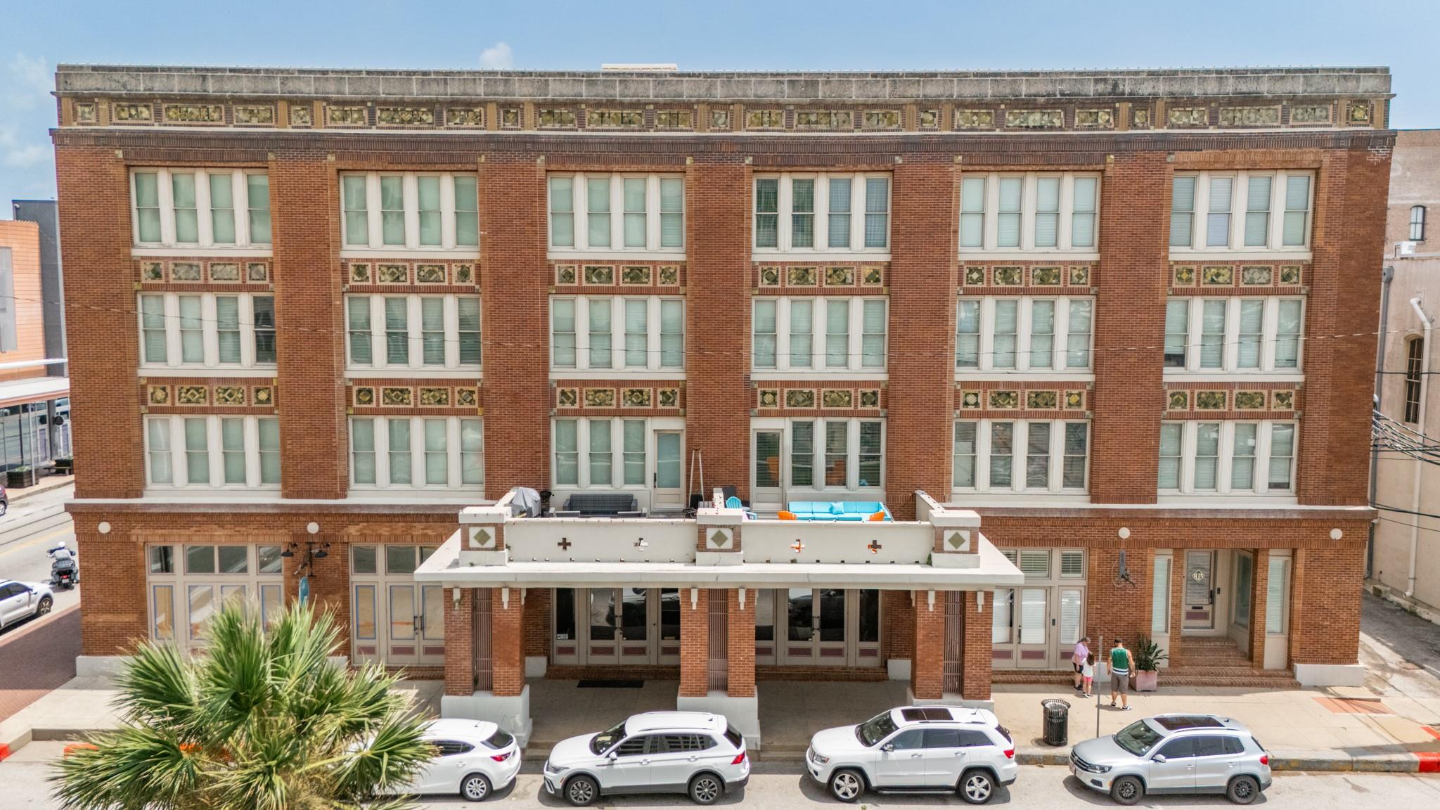 202 25th Street 202