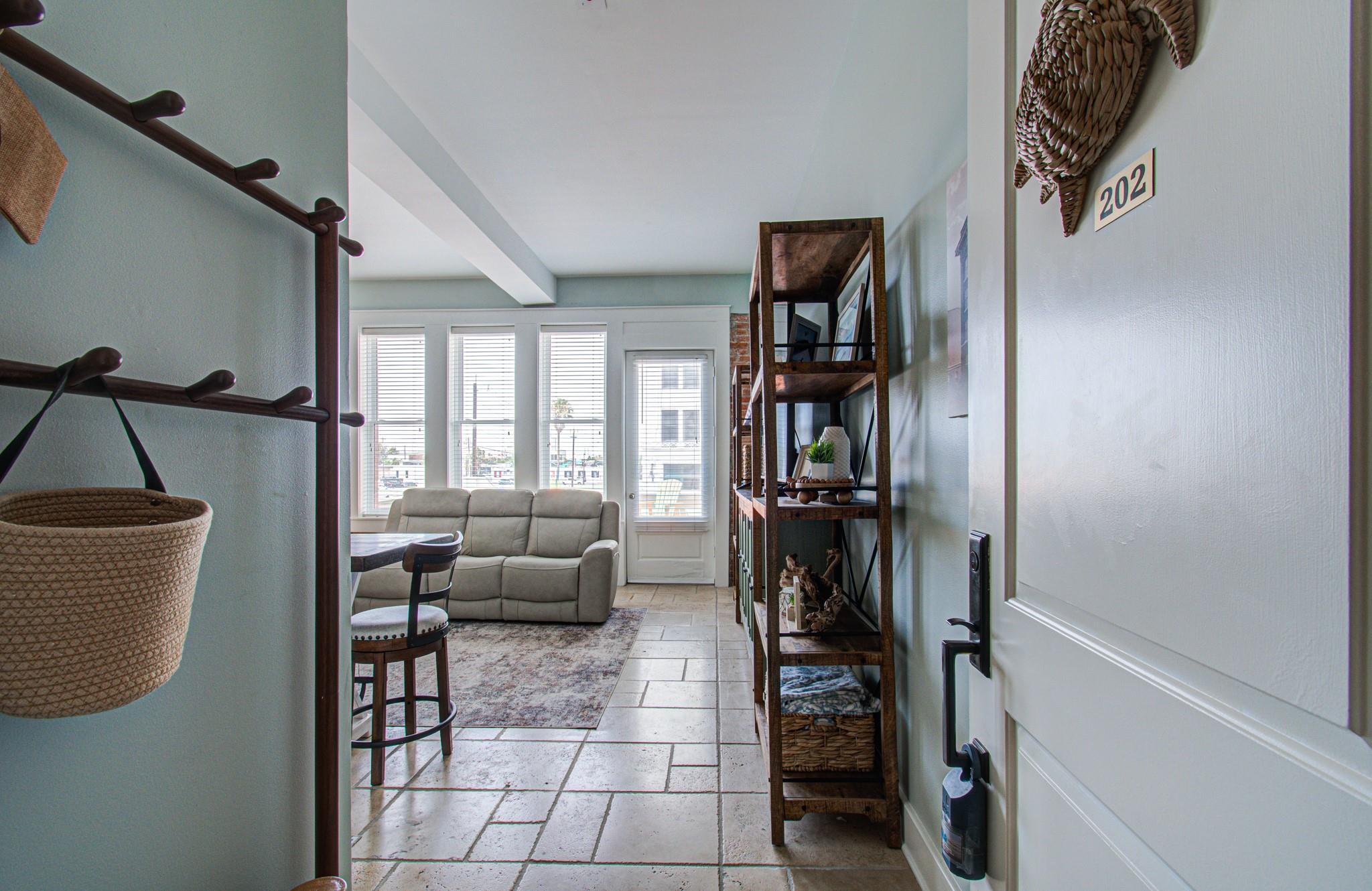 202 25th Street 202