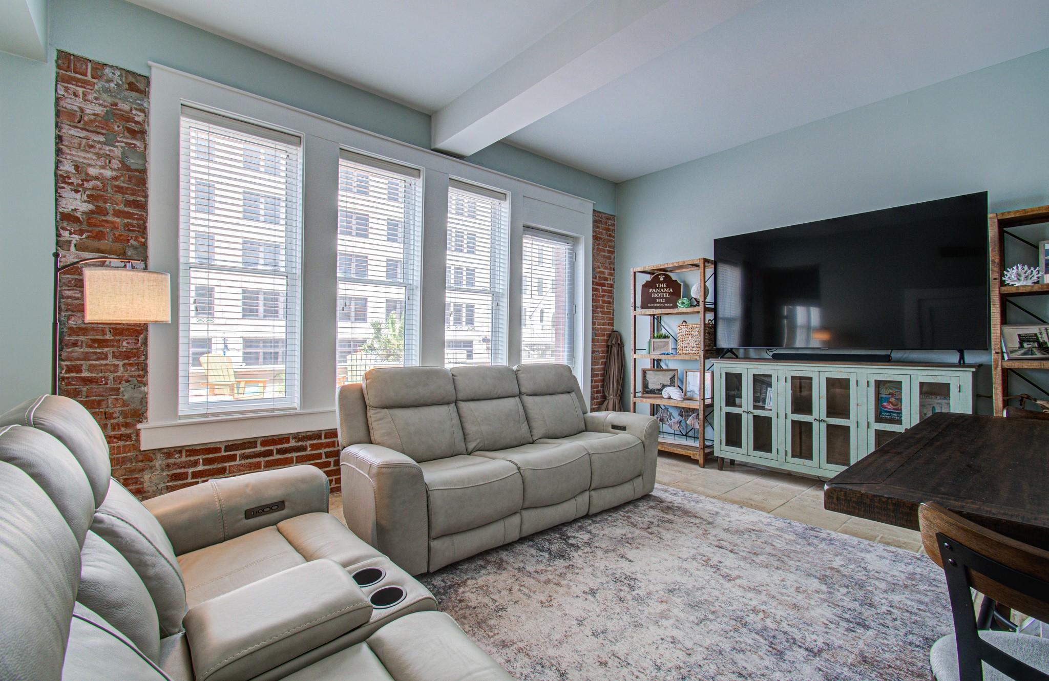 202 25th Street 202