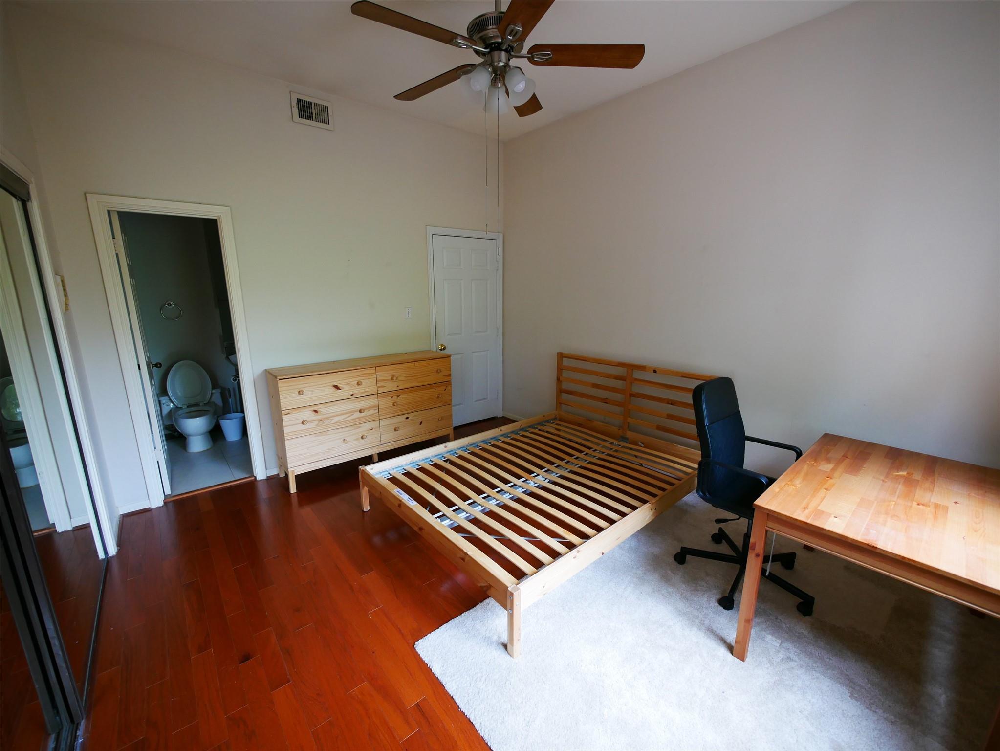 Houston, Texas 77006, United States, 1 Bedroom Bedrooms, ,1 BathroomBathrooms,Residential,Active,220825