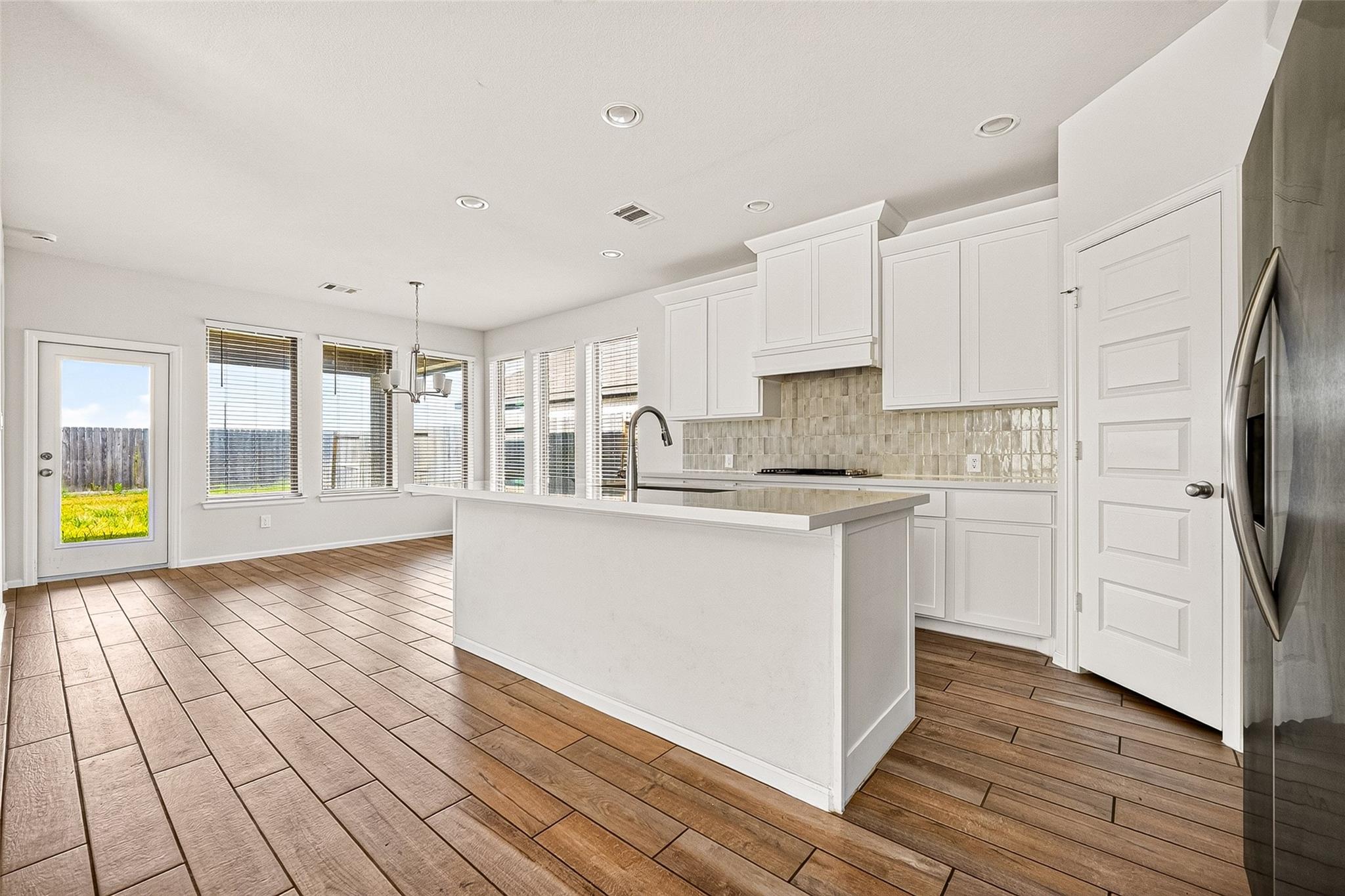25923 Horizon Star Lane