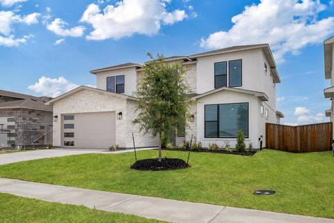 2108 Lone Bronco Boulevard Rosenberg TX 77471