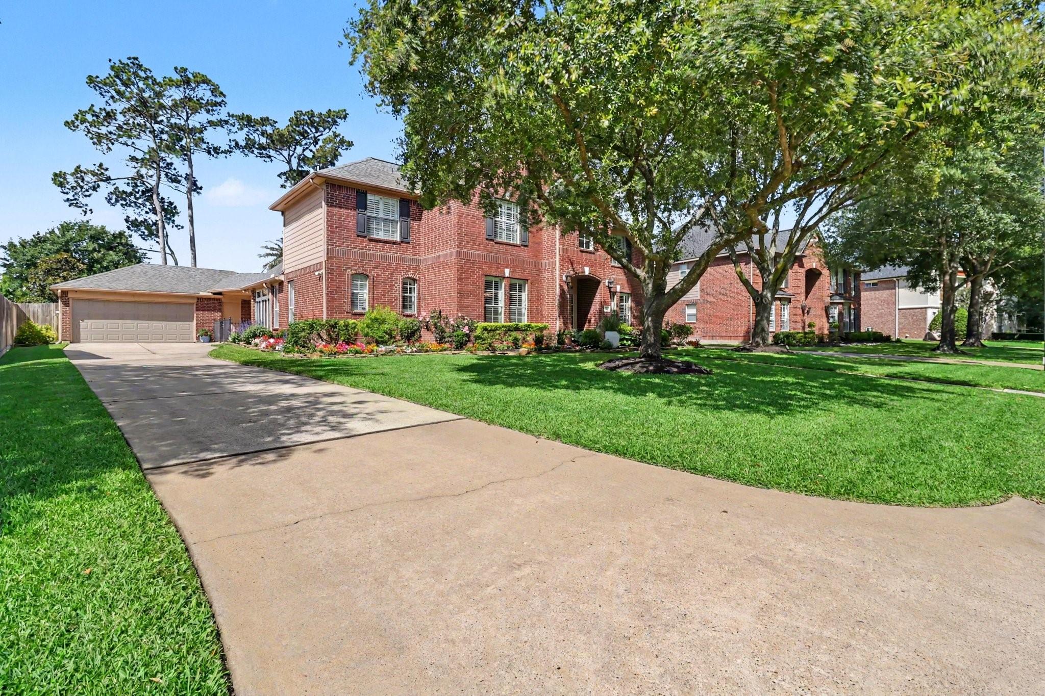 16210 Diamond Rock Drive