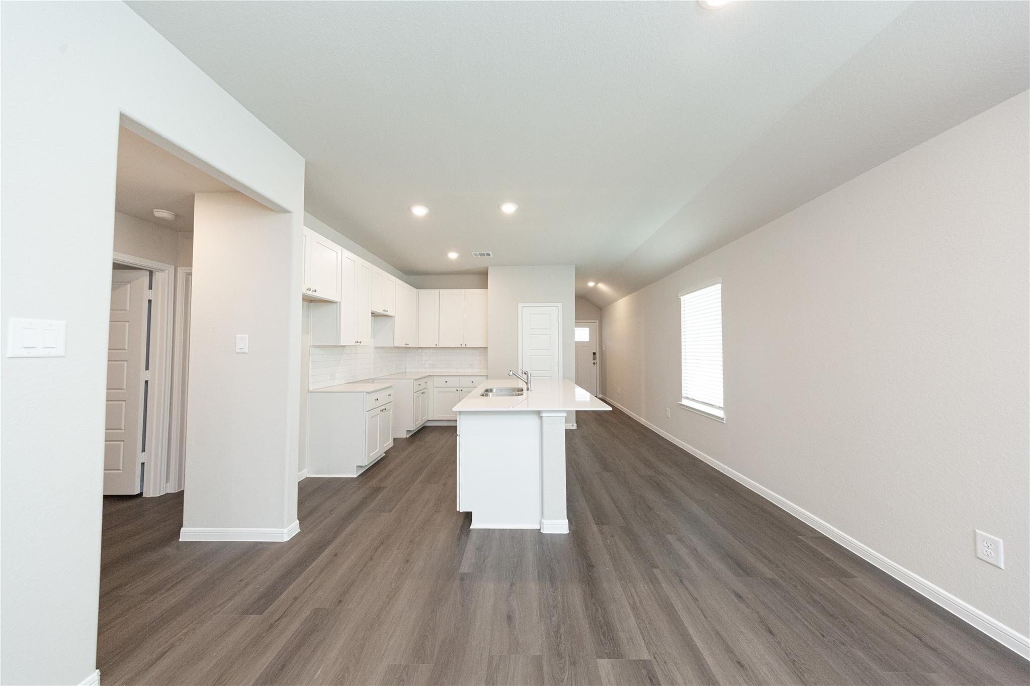 2122 Creole Creek Lane
