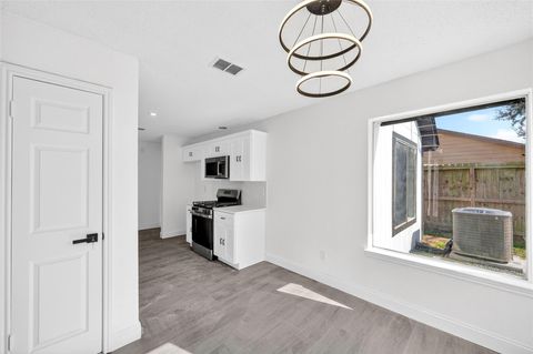 Tiny photo for 24007 Landing Way Drive, Spring, TX 77373 (MLS # 48414450)