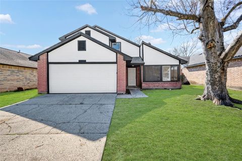 Photo of 24007 Landing Way Drive, Spring, TX 77373 (MLS # 48414450)