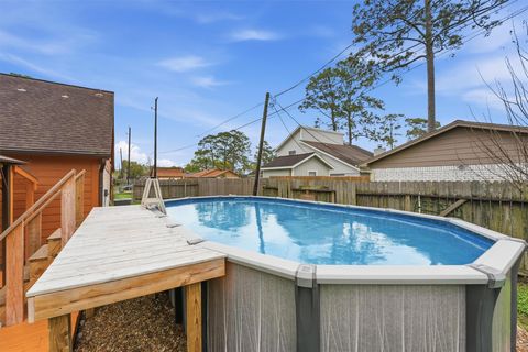 Photo of 7307 Ironwood Lane, Baytown, TX 77521 (MLS # 54998408)