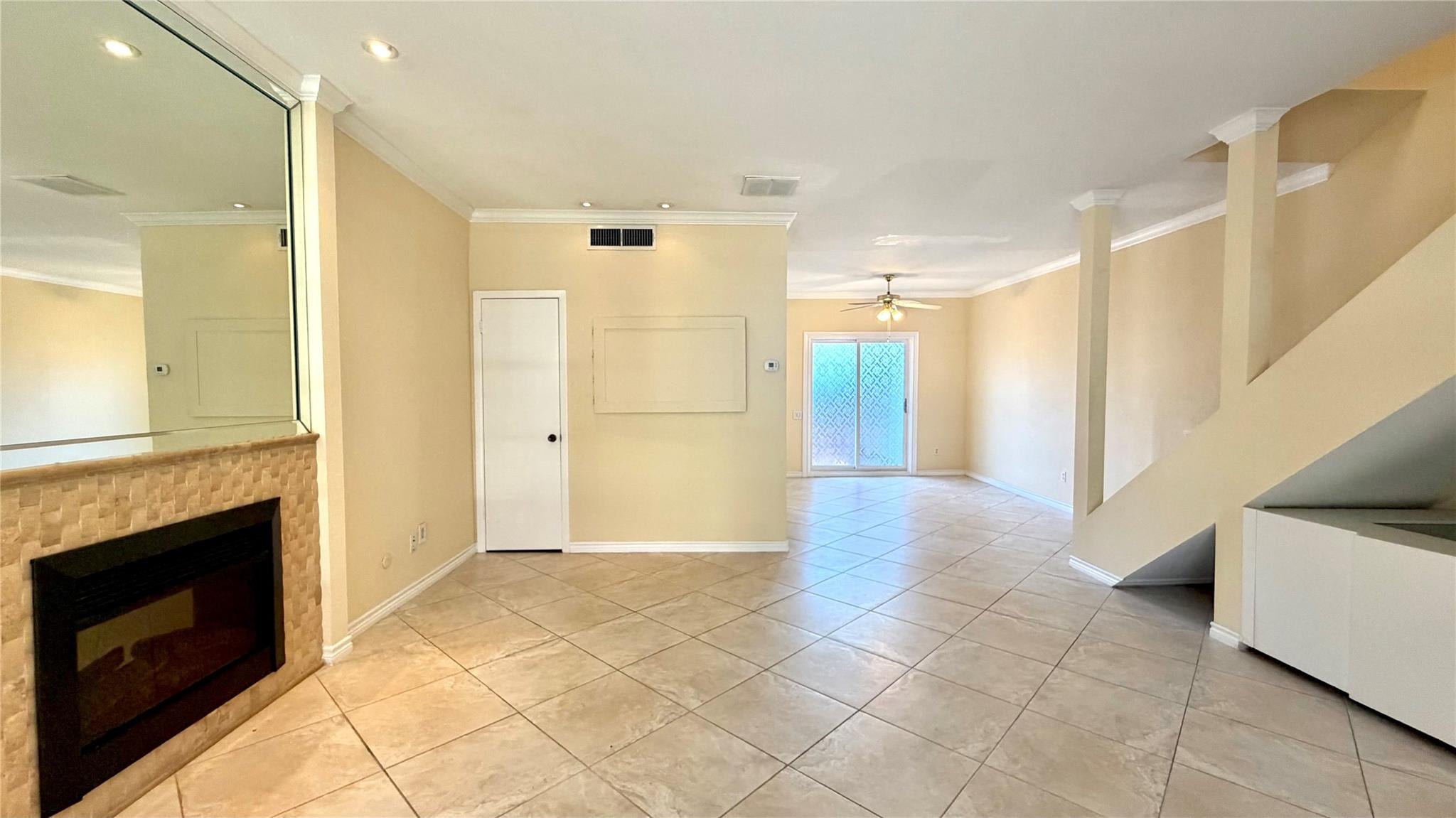 11710 Southlake Drive 16