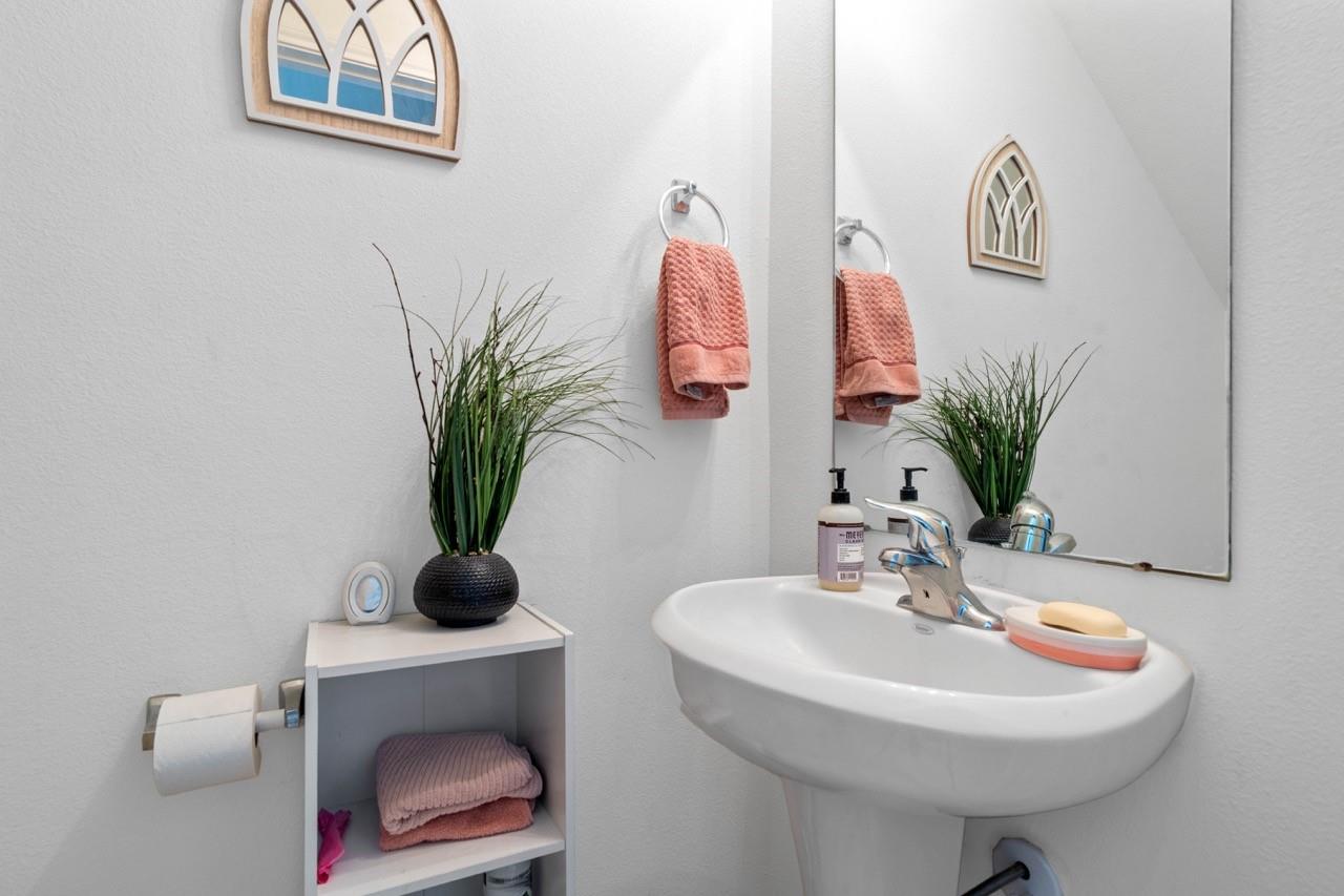 8715 Nicoli Creek Drive S