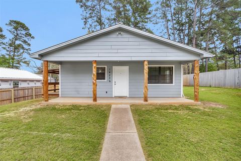 Photo of 14236 E Ravine Run, Willis, TX 77318 (MLS # 73611468)