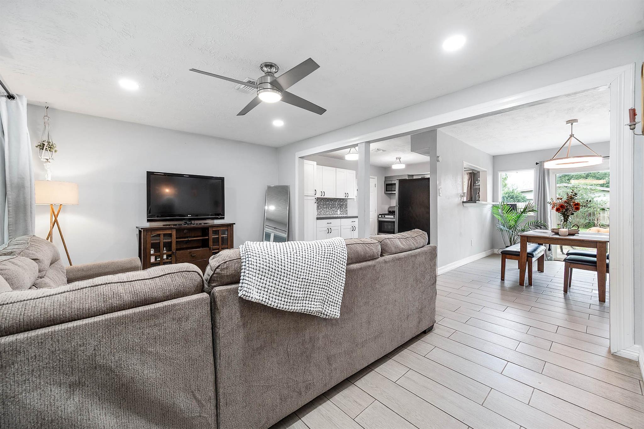 7230 Edgemoor Drive