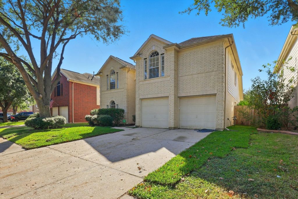 Photo of 15318 Streatham Circle, Channelview, TX 77530 (MLS # 14793458)
