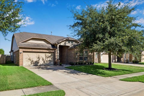 Photo of 11602 Slick Rock Drive Dr, Richmond, TX 77406 (MLS # 64089950)