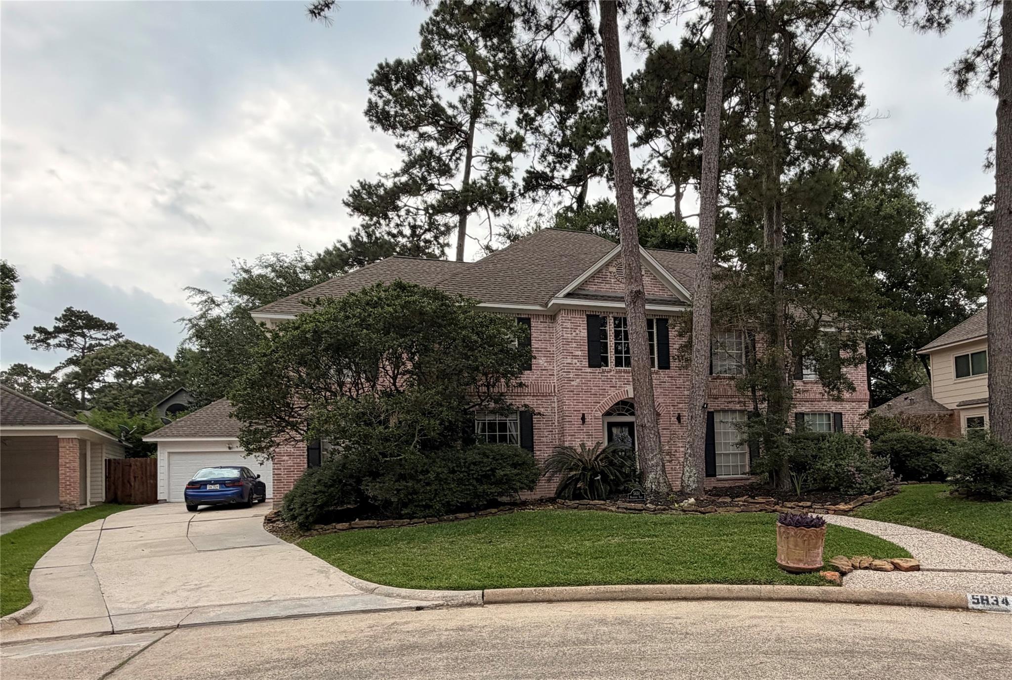 5834 Mountain View Drive