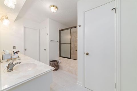 Tiny photo for 2 Noontide Circle, The Woodlands, TX 77380 (MLS # 63247005)