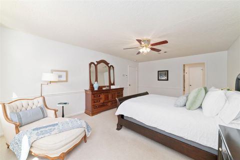 Tiny photo for 2 Noontide Circle, The Woodlands, TX 77380 (MLS # 63247005)
