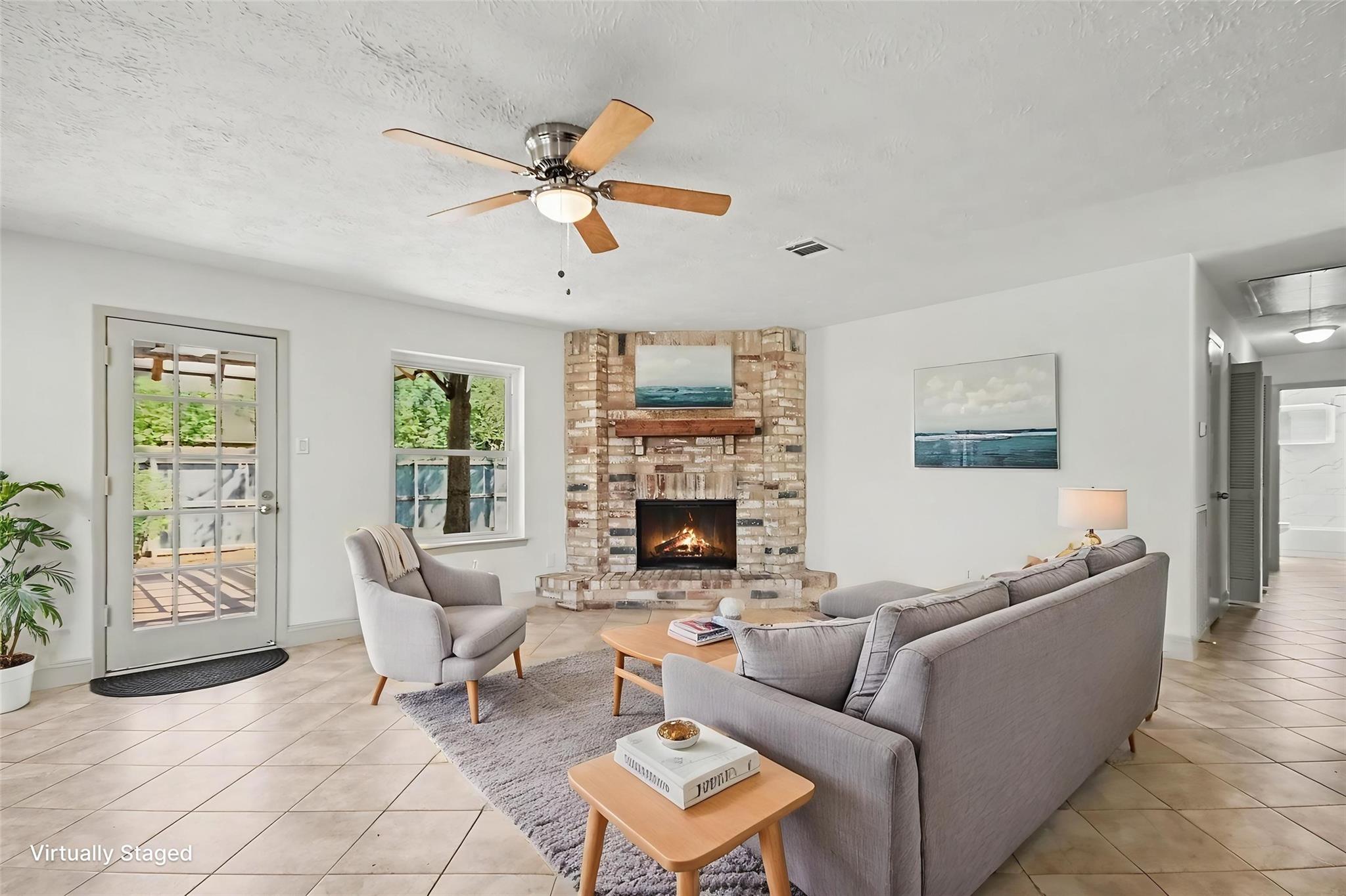 4010 Bluebonnet Trail