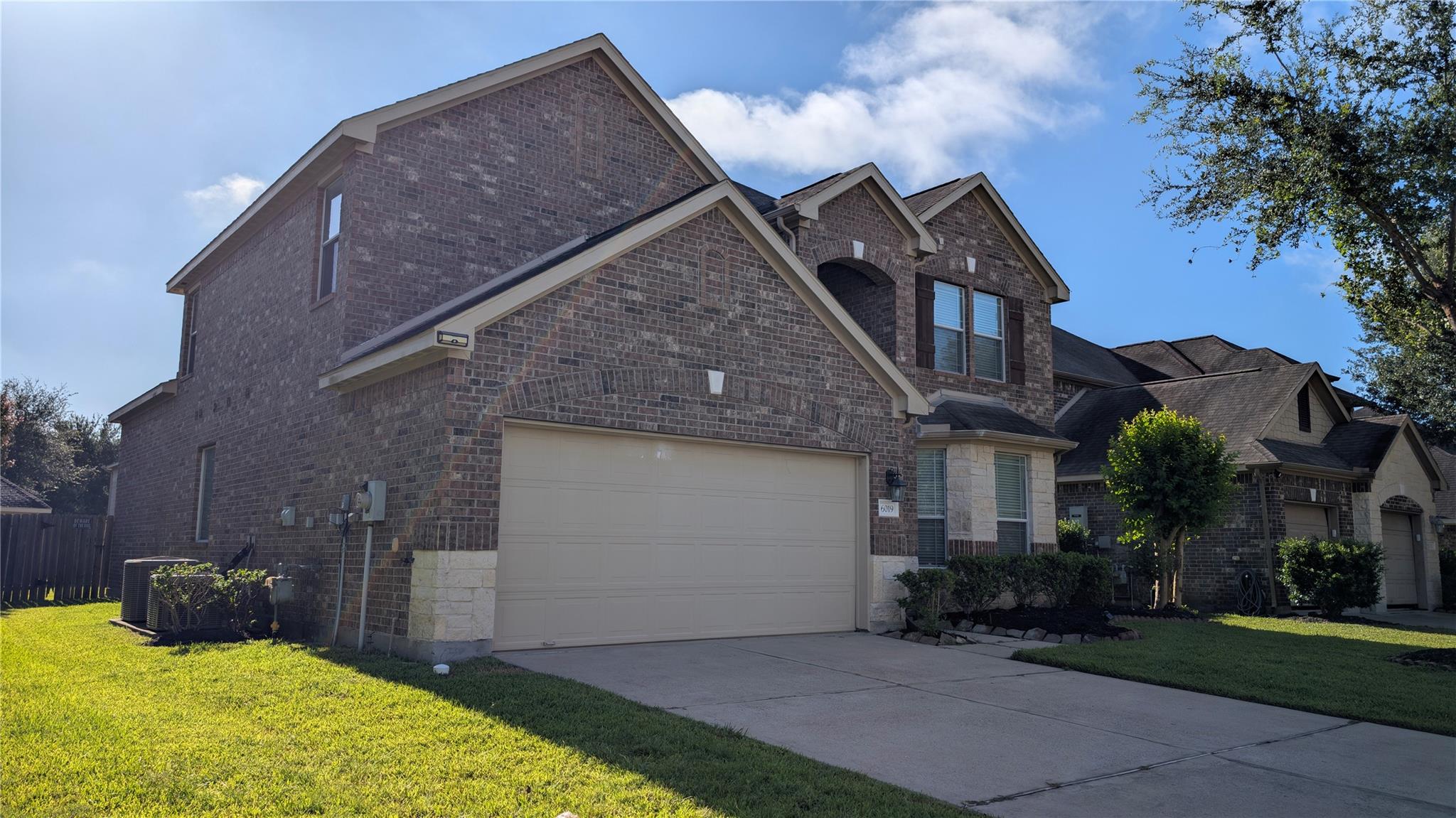 6019 Gracys Landing Lane