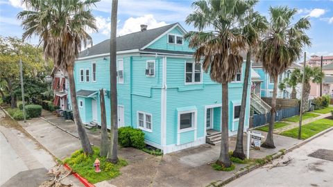 2025 Avenue N 1/2 Galveston TX 77550