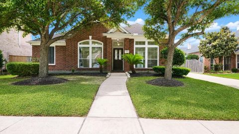Photo of 7414 Fall Creek Bend, Humble, TX 77396 (MLS # 40573837)