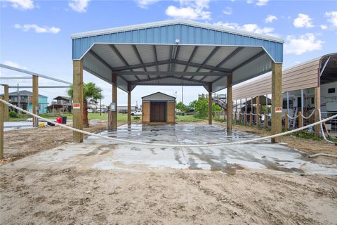 Photo of 147 N Mae Circle, Crystal Beach, TX 77650 (MLS # 85017508)