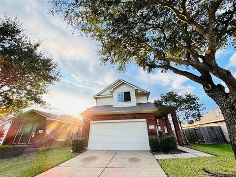 Photo of 16318 Bettong Court, Sugar Land, TX 77498 (MLS # 24561917)