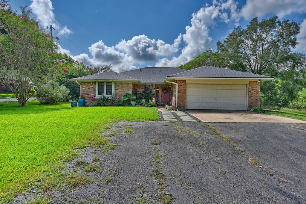 Photo of 4041 Fm 389, Brenham, TX 77833 (MLS # 53726325)
