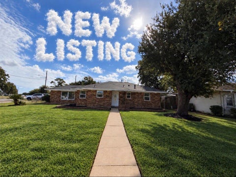 Photo of 801 Redondo Drive, Houston, TX 77015 (MLS # 78946340)