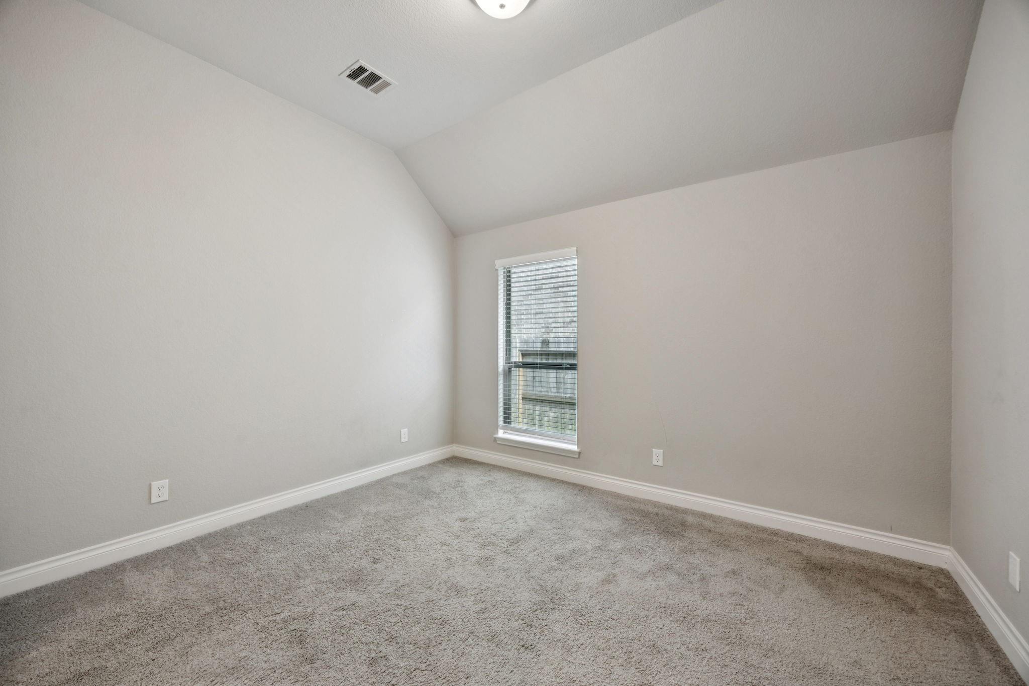 12502 Kinmundy Lane