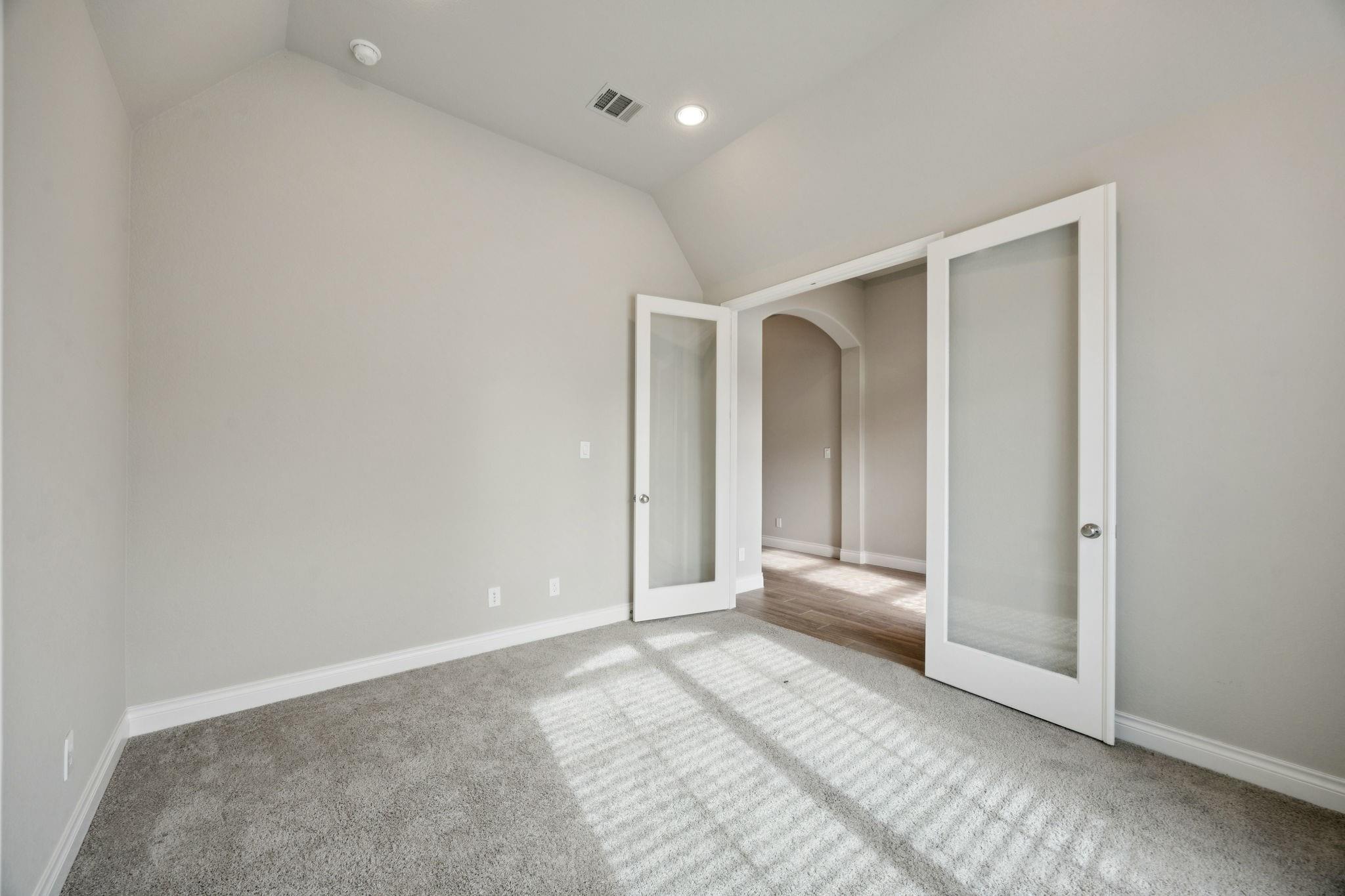 12502 Kinmundy Lane