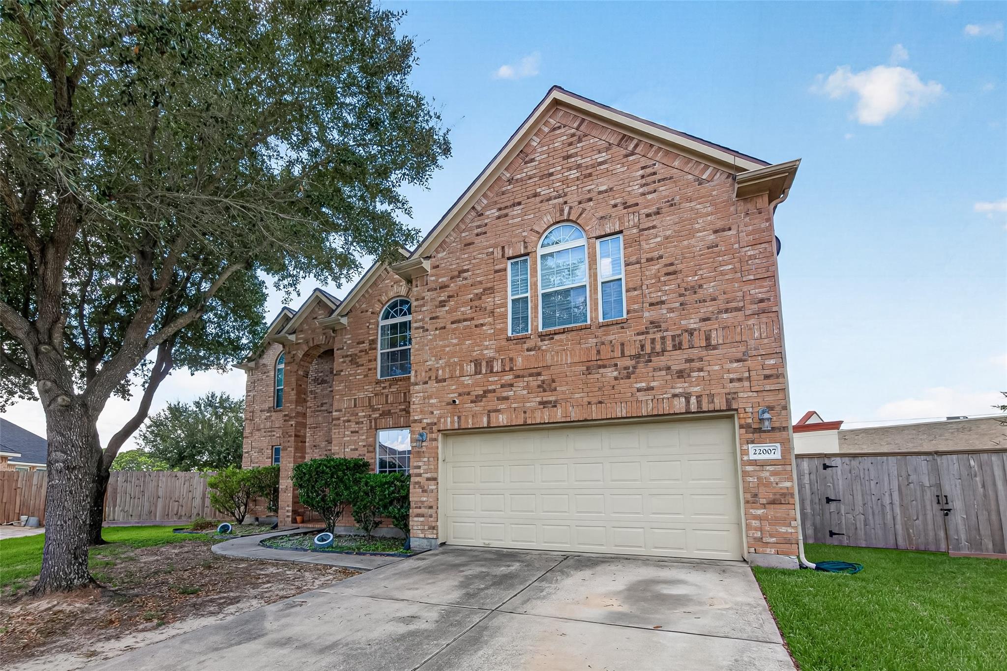 22007 Bridgestone Hawk Court