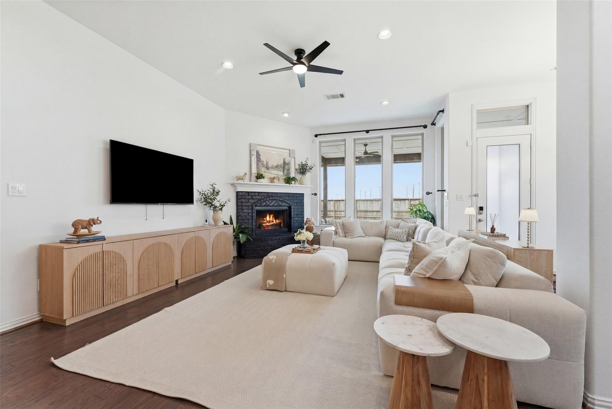 28007 Castle Park Lane