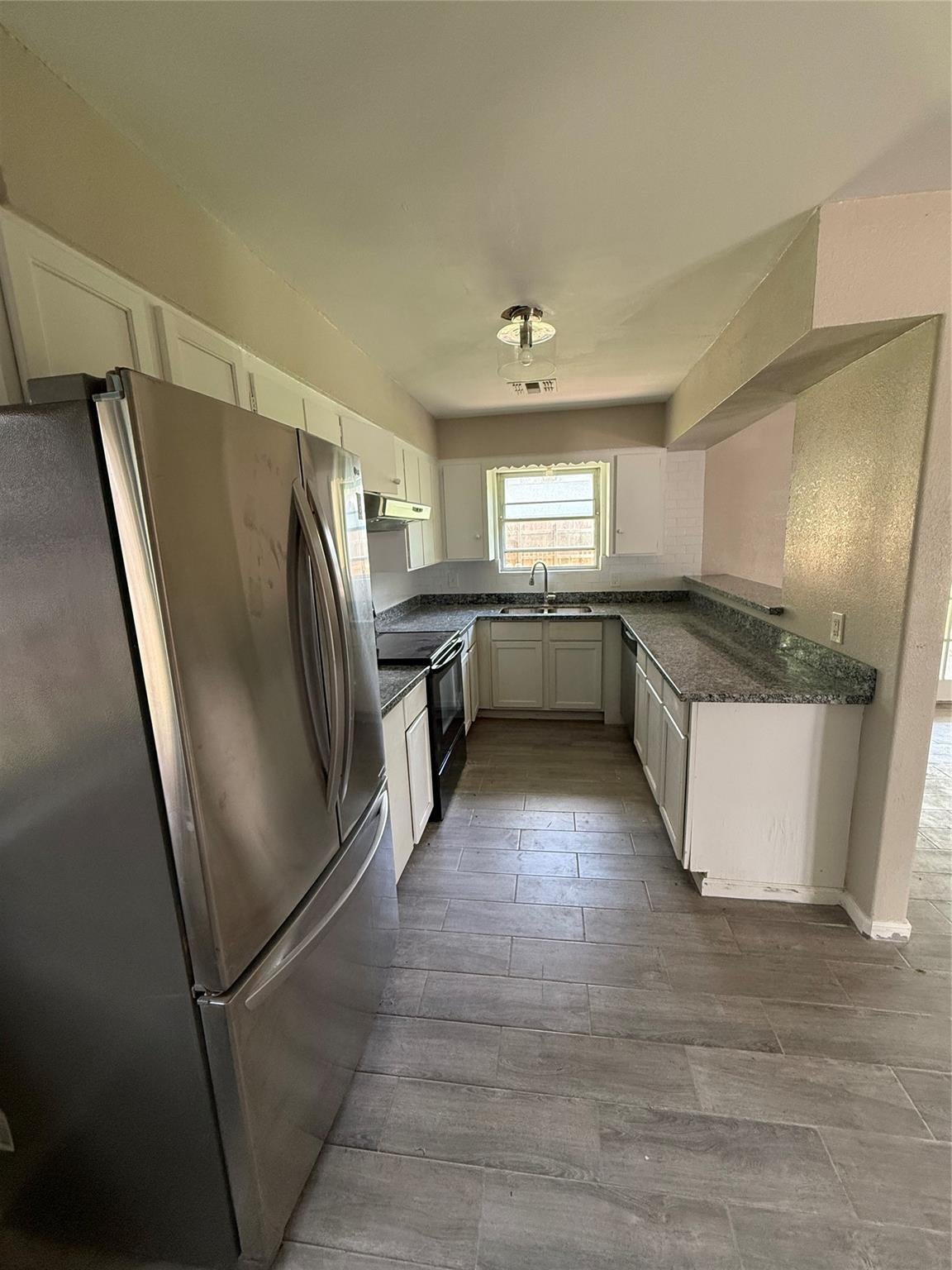 626 Shore Acres Boulevard