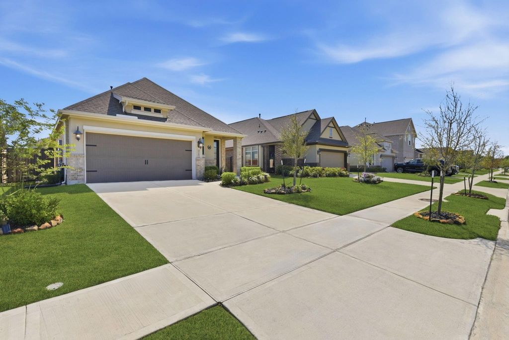 Photo of 4264 Waterlily Spring Way, Porter, TX 77365 (MLS # 97299519)