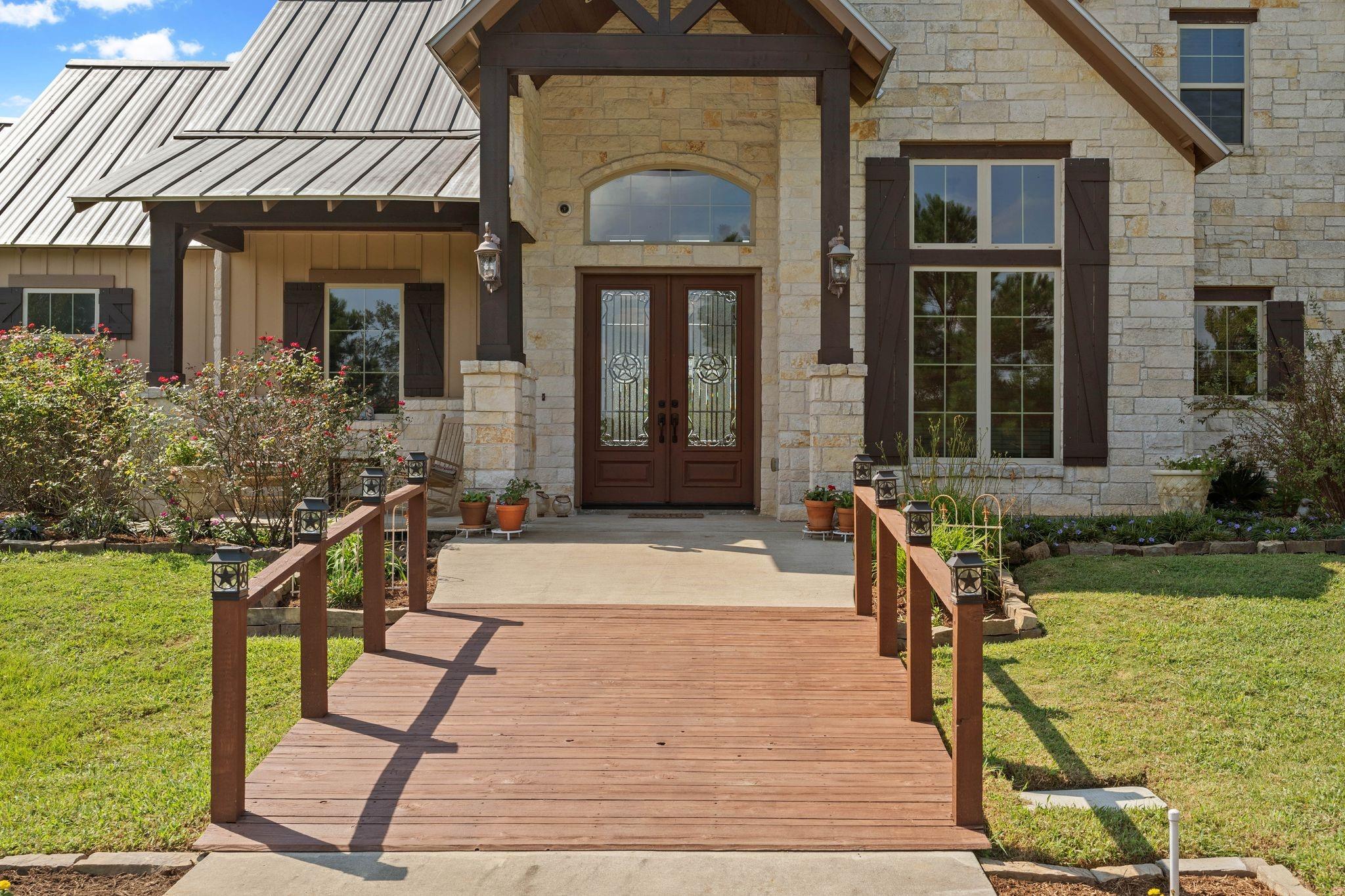 8800 State Highway 150 W