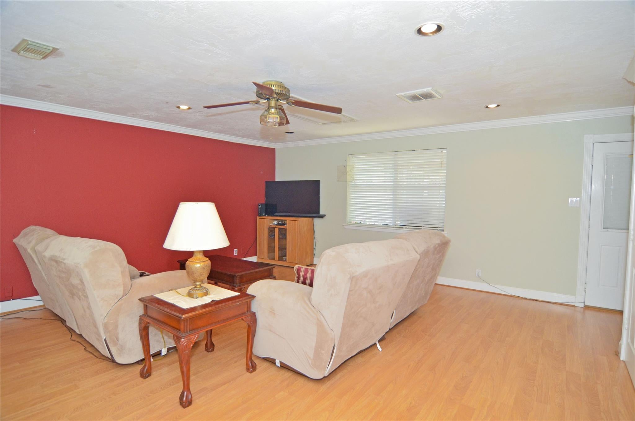 2719 Sweetgum Street