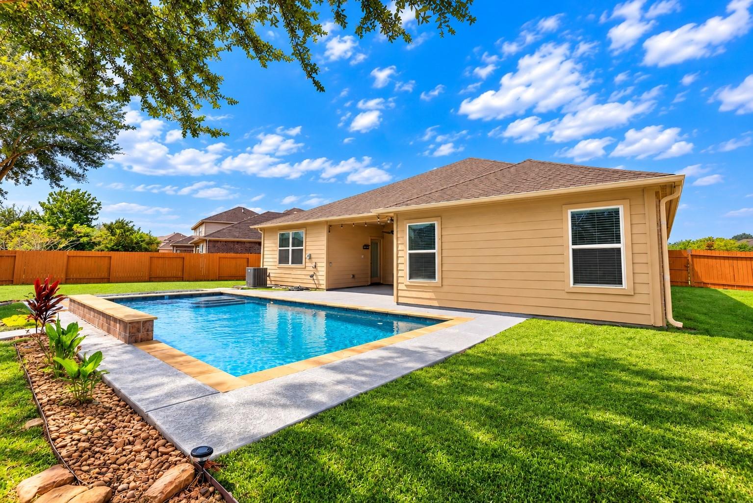 7623 Daisy Port Lane