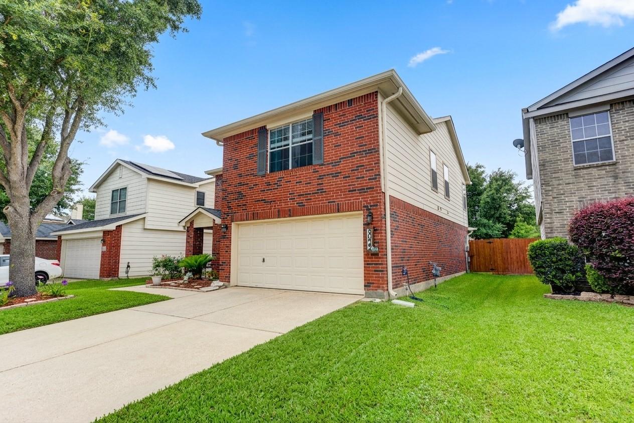 8022 Suffield Glen Lane