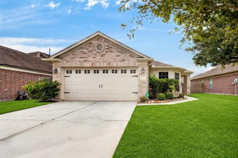 Photo of 7815 Koloa River Court, Houston, TX 77040 (MLS # 74338615)