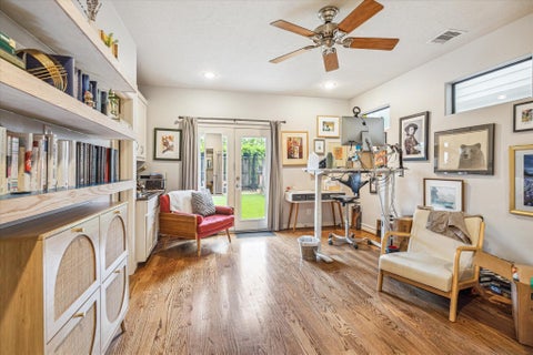 Tiny photo for 4322 Blossom Street, Houston, TX 77007 (MLS # 5392145)