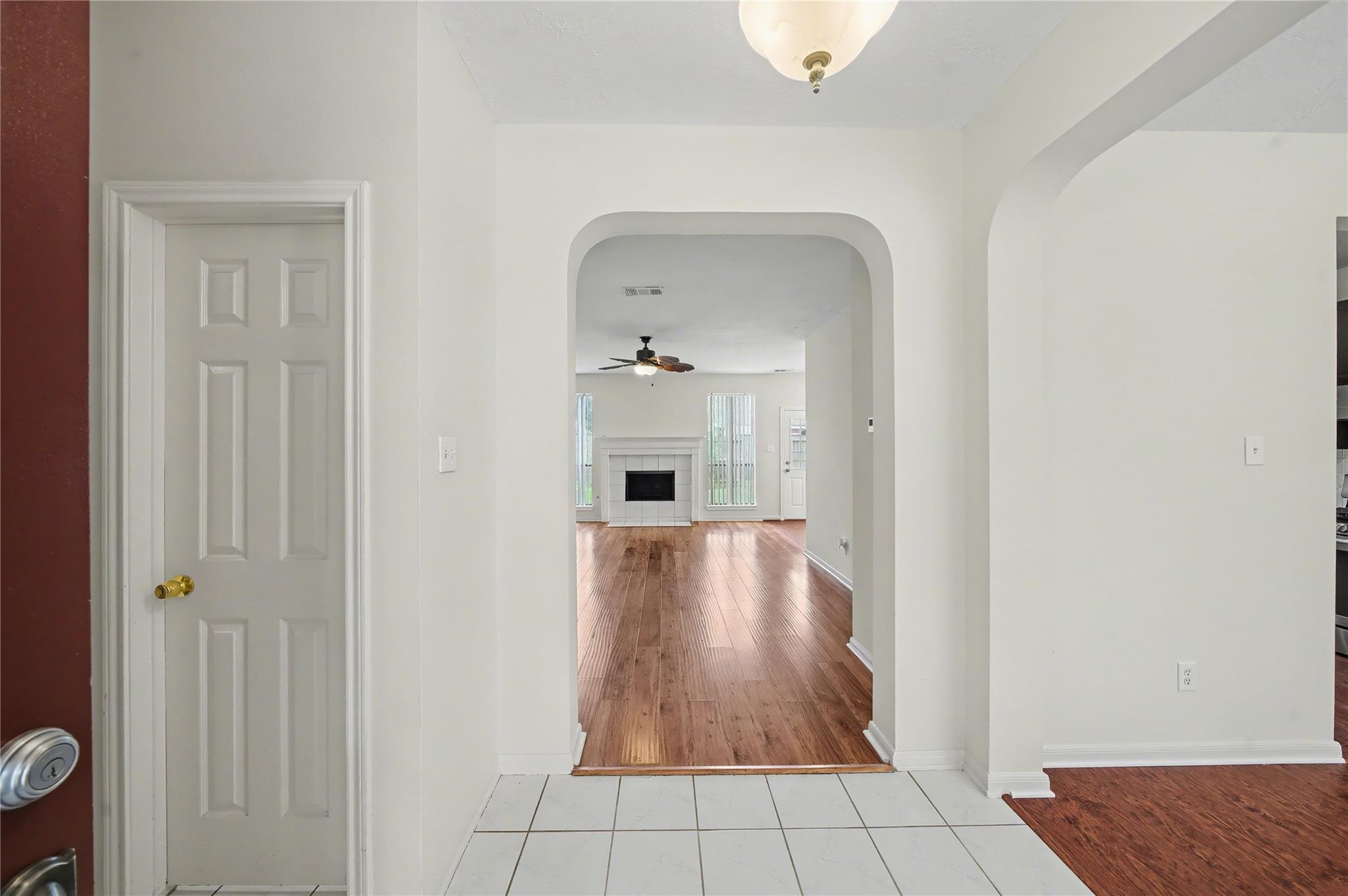 1202 Woodley Bend